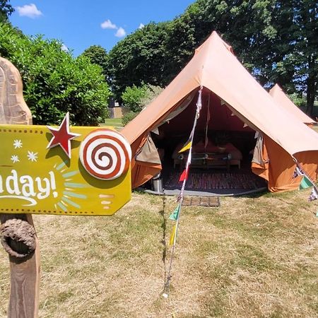 Cocoon Village - Glamping - Domaine Des Grottes De Han Rochefort Eksteriør billede