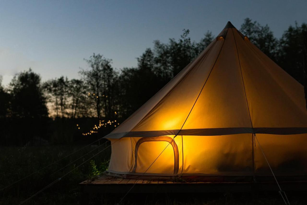 Cocoon Village - Glamping - Domaine Des Grottes De Han Rochefort Eksteriør billede