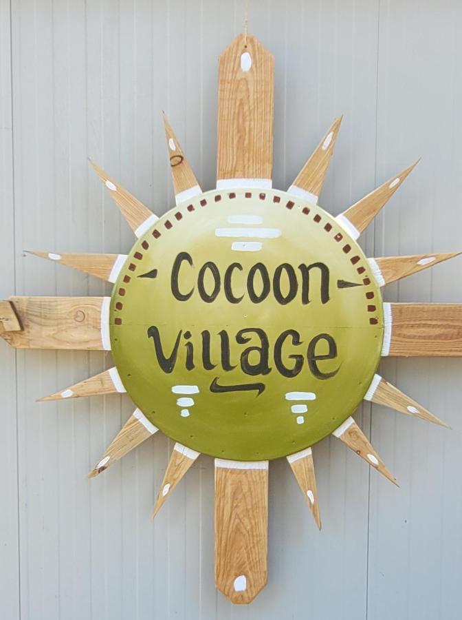 Cocoon Village - Glamping - Domaine Des Grottes De Han Rochefort Eksteriør billede