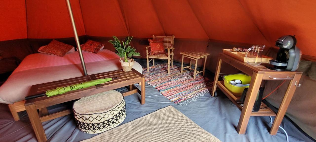Cocoon Village - Glamping - Domaine Des Grottes De Han Rochefort Eksteriør billede